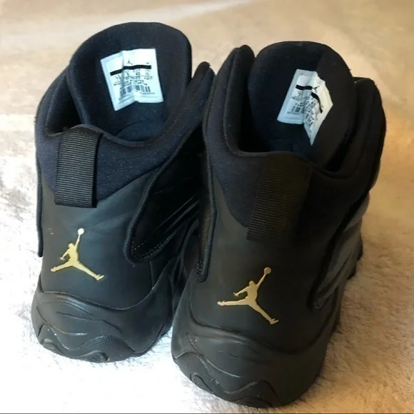 Jordan Pro Strong Black Metallic Gold (GS) Youth size 7 - Picture 4 of 6